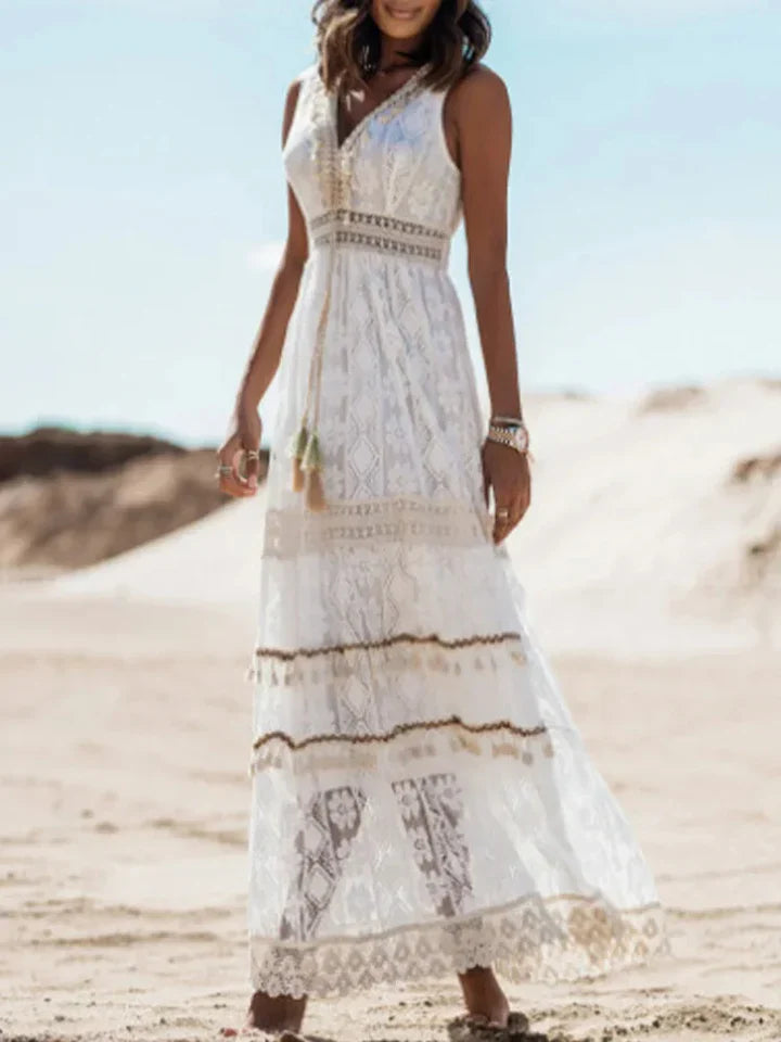 Bohemian Maxi Dress with Lace and Elegant Flared Sleeves