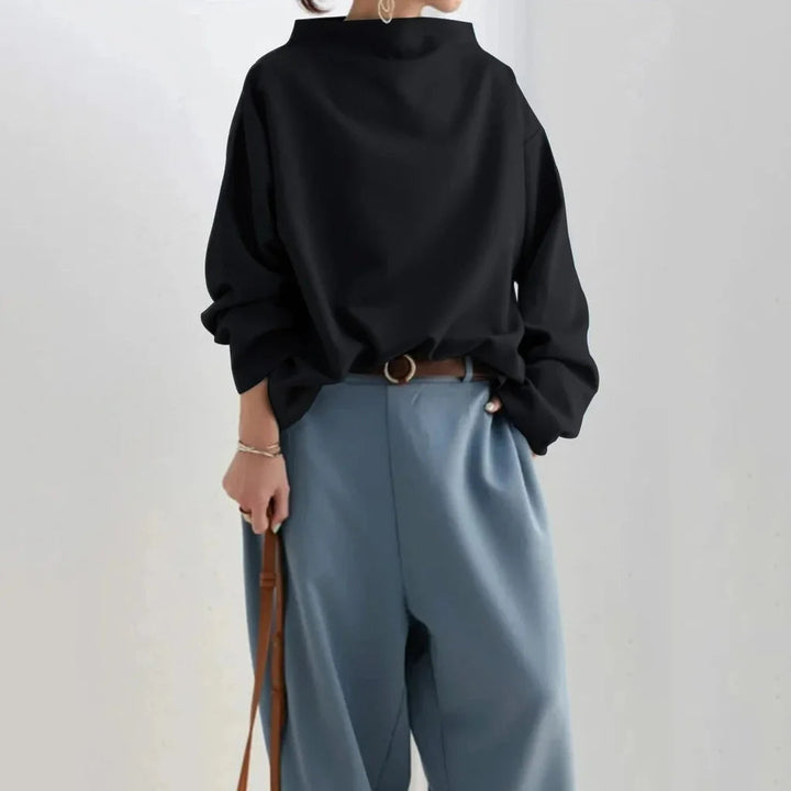 Minimalist Loose-Fit Top Timeless Simplicity with Everyday Comfort
