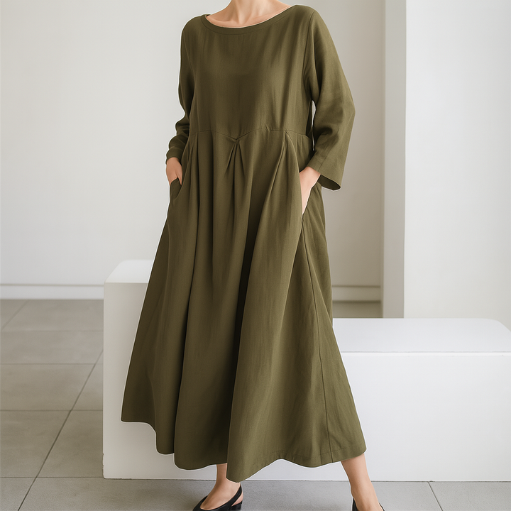 Breathable Everyday Comfort with Relaxed Fit Dress