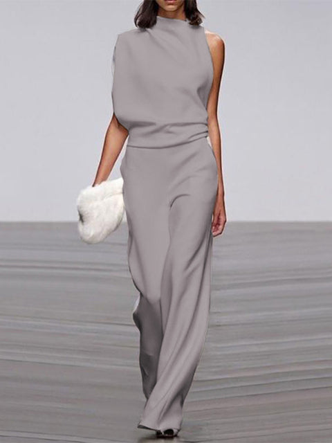 Sleeveless Jumpsuit with Open Back Effortless Elegance with a Contemporary Twist
