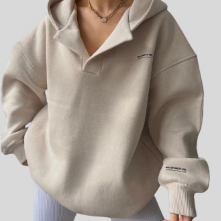 Women’s Hoodie – Relaxed Winter Layer